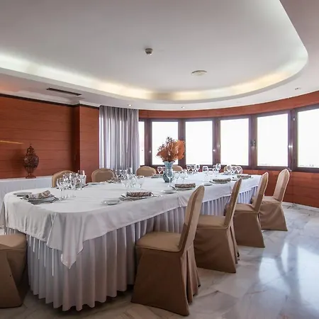 Abades Hotel 3*