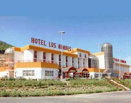 Hotel Abades