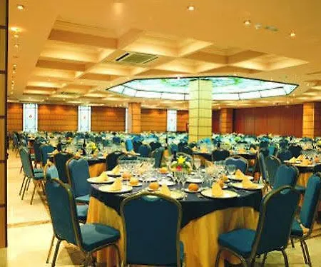 Hotel Abades Loja